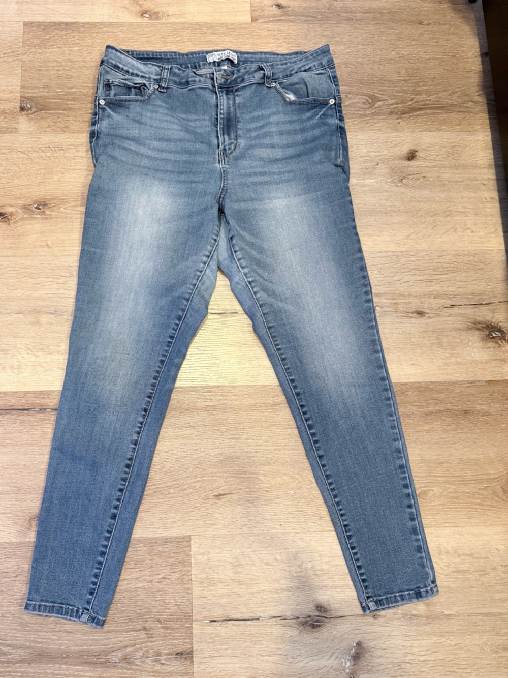 Wax Jean Women's Medium Blue Skinny Jeans